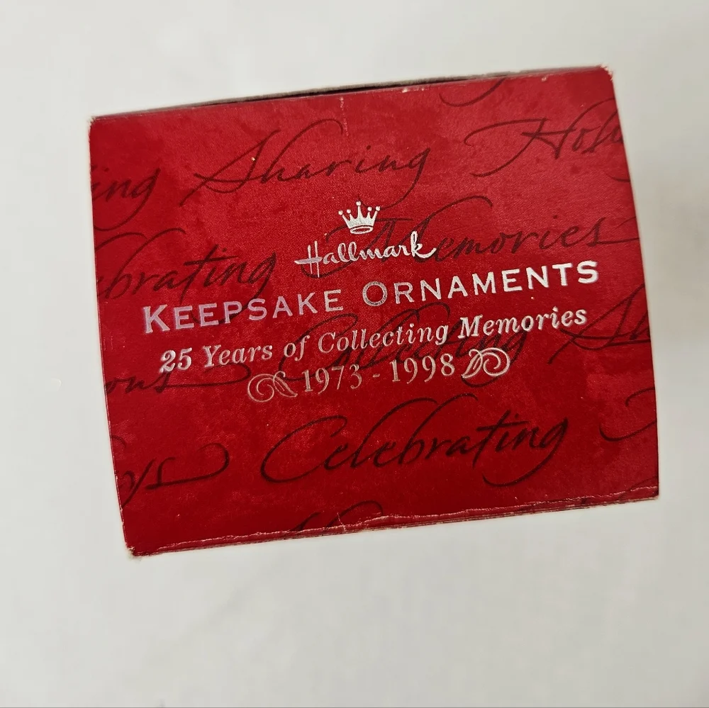 Hallmark Keepsake “New Christmas Friend” Ornament 1998 Collector’s Club